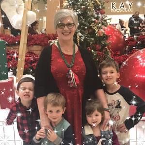 Meet your Posher, Lisa